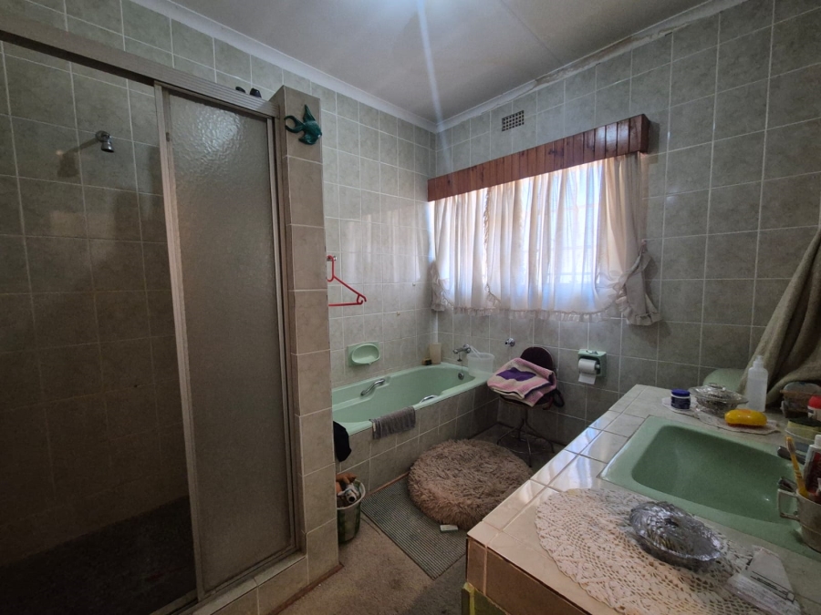 4 Bedroom Property for Sale in Bishops Bay Free State